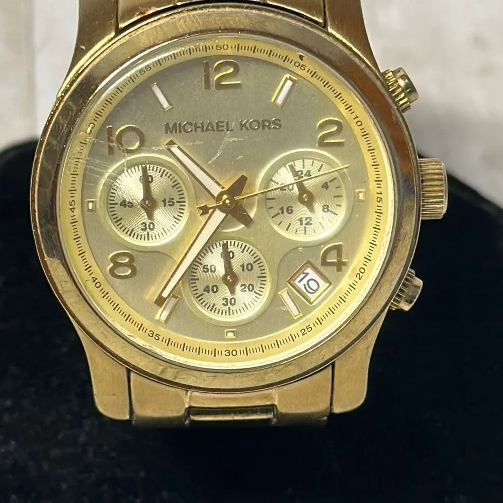 Michael Kors Mid-Size Runway MK5055‎ Wrist Watch Chronograph Gold NEEDS BATTERY